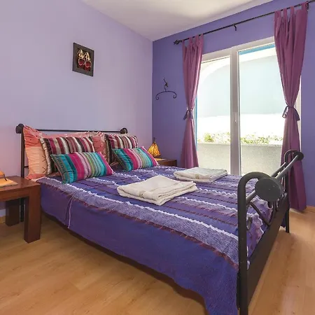 Holiday home Three-bedroom In