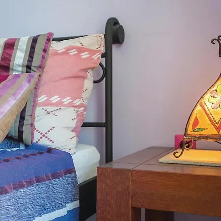 Three-bedroom In Σπίτι διακοπών Zaboric