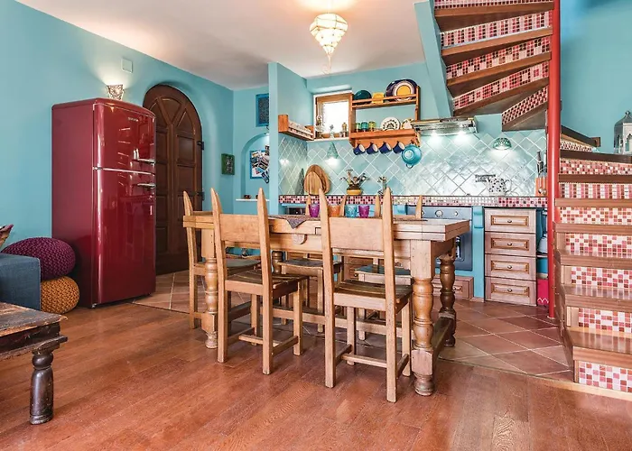 Three-bedroom In Vikendica Zaboric