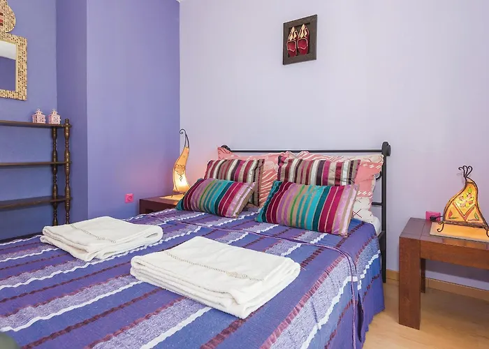 Vikendica Three-bedroom In *